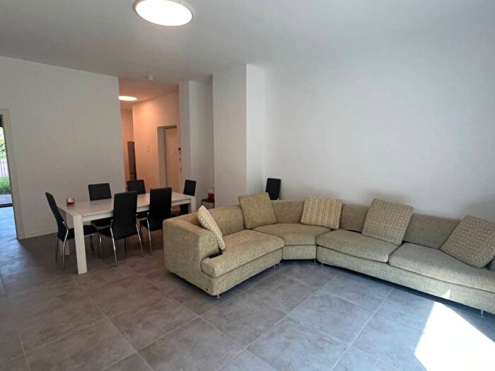 Appartamento quadrilocale in affitto in Via dei Valtorta, Turro, Milano