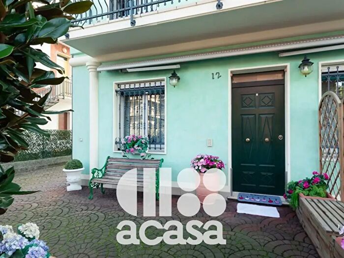Casa quadrilocale in vendita in Via Segantini, Cesenatico