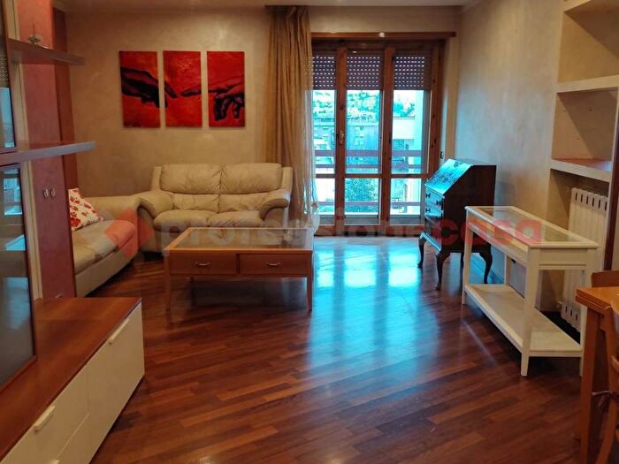 Appartamento quadrilocale in affitto in Viale Parigi, Tribunale, Frosinone