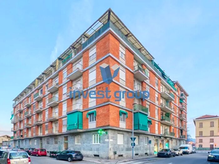 Appartamento trilocale in vendita in Via Damiano Chiesa, Torino