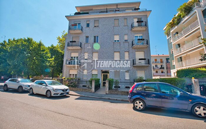 Appartamento trilocale in vendita in Novara