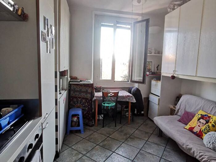 Appartamento monolocale in affitto in Via Rinuccini, Rovereto, Milano