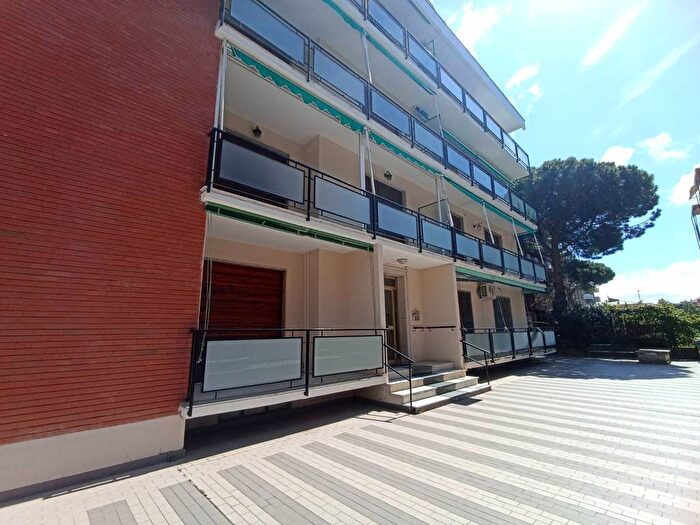 Appartamento trilocale in affitto in Via Antica Romana Occidentale, Centro, Sestri Levante