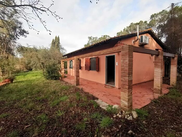 Casa quadrilocale in vendita in Fucecchio