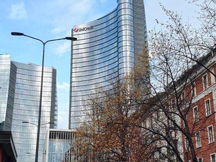 Appartamento trilocale in affitto in Via Carlo De Cristoforis, Garibaldi Corso Como, Milano