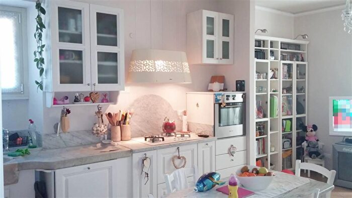 Appartamento trilocale in vendita in Tortona