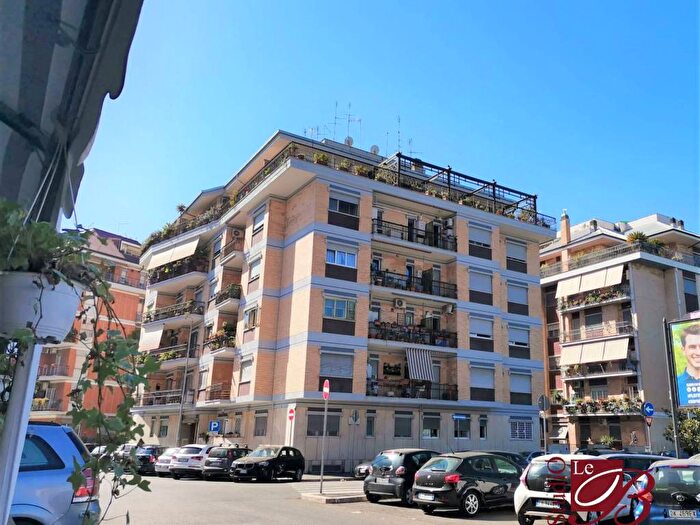 Appartamento quadrilocale in affitto in Via Val Maggia, Conca d'Oro Valli, Roma