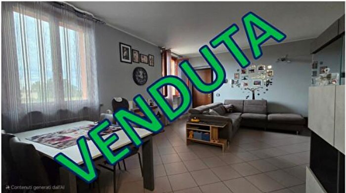 Appartamento trilocale in vendita in Via Sallustio, Pizzighettone