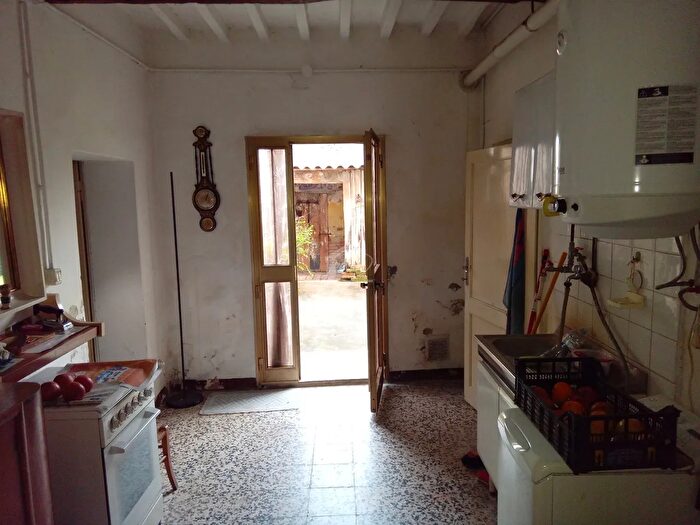 Casa con 5 locali in vendita in Suzzara