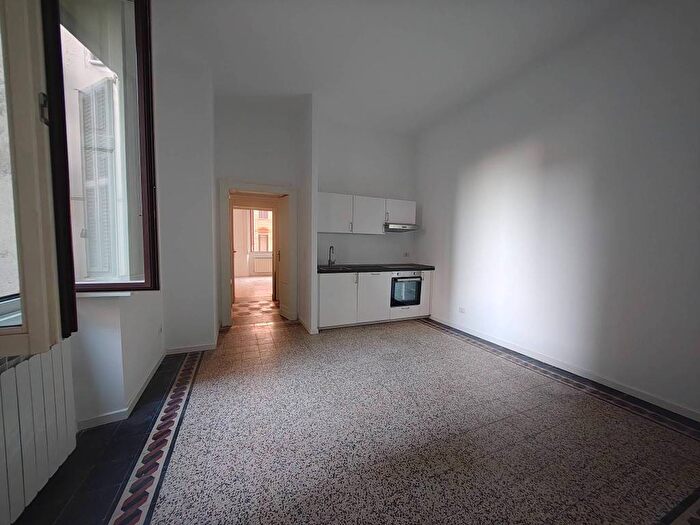 Appartamento quadrilocale in affitto in Via Giuseppe Meda, Pezzotti Meda, Milano