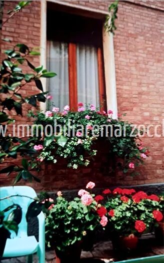 Appartamento con 7 locali in vendita in Via XXIV Maggio, Siena