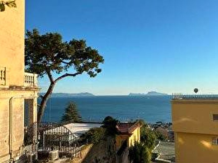 Appartamento trilocale in affitto in Via Torquato Tasso, Piazza Amedeo Parco Margherita, Napoli