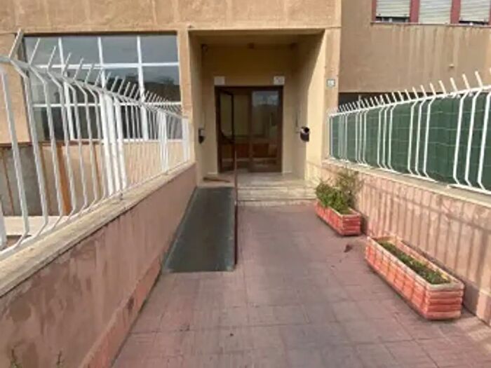 Appartamento con 5 locali in vendita in Via Eugenio lEmiro, Palermo