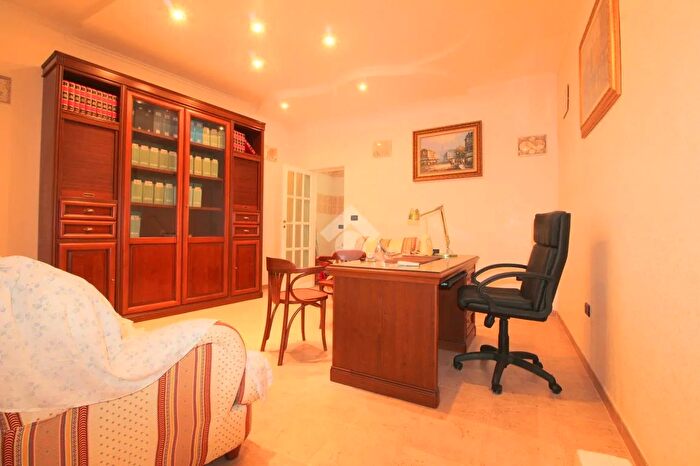 Casa bilocale in vendita in Piazza Santa Caterina, Lucera