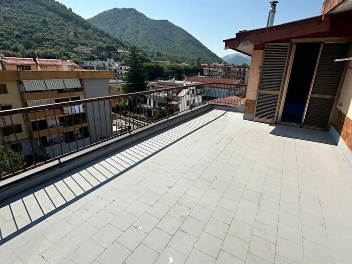 Appartamento con 5 locali in vendita in Roccapiemonte