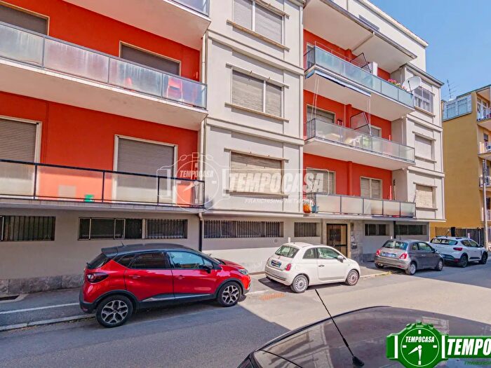 Appartamento trilocale in vendita in Via Pietro Verri, Pavia