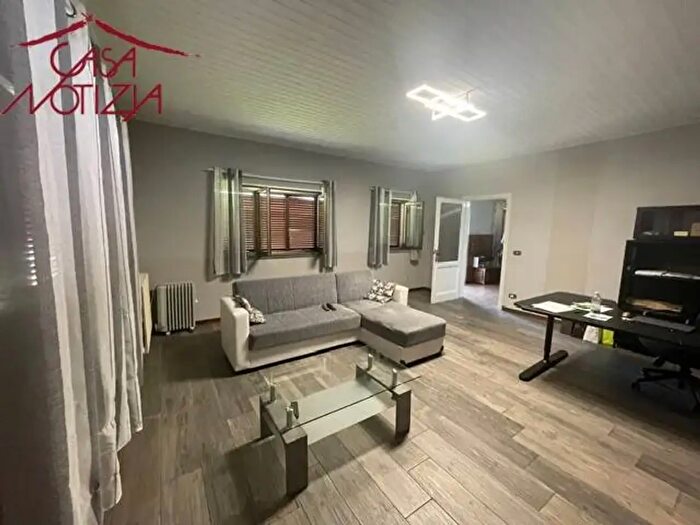 Casa trilocale in vendita in Via Roma, Coreglia Antelminelli