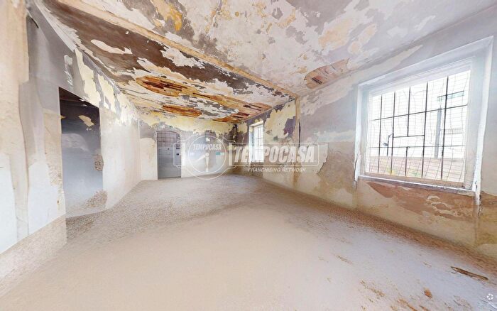 Casa trilocale in vendita in Via Caduti di Tutte Le Guerre, Acquaviva Delle Fonti