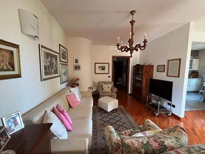 Appartamento quadrilocale in vendita in Cascina