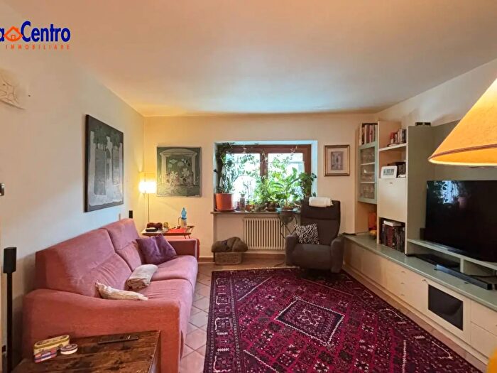 Casa quadrilocale in vendita in Frazione Signayes Preille, Aosta