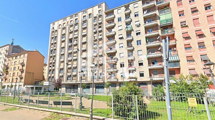 Appartamento monolocale in vendita in Via Sammartini Giovanni Battista, Milano