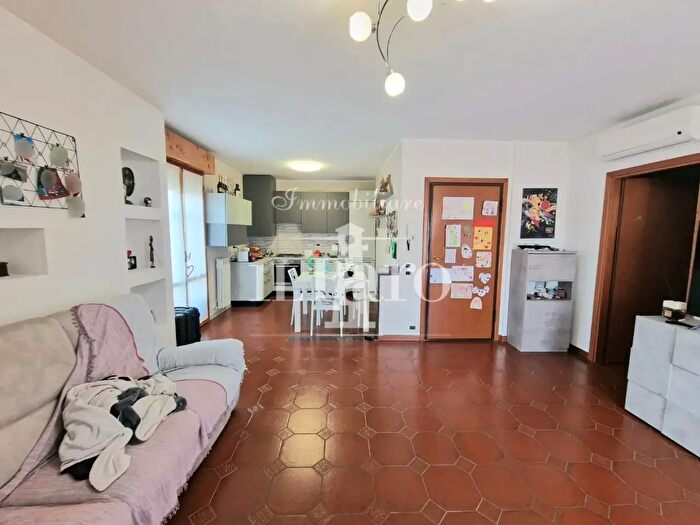 Appartamento quadrilocale in vendita in Aromme, Signa