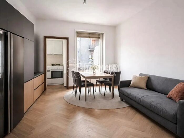 Appartamento bilocale in vendita in Via Pompeo Cambiasi, Milano