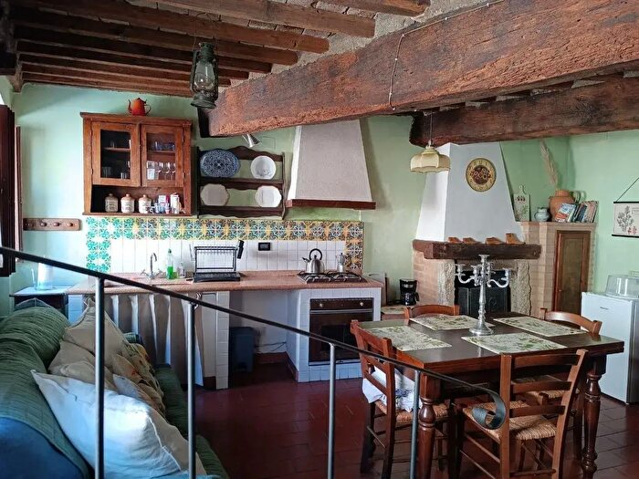 Appartamento quadrilocale in vendita in Chianni