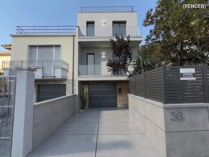 Casa con 10 locali in vendita in Via Monti, Fabriano