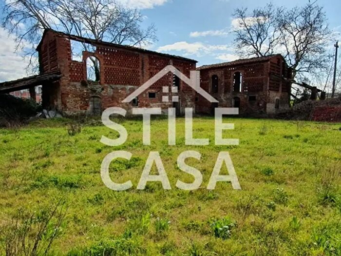 Casa con 8 locali in vendita in a Sbarra, Porcari