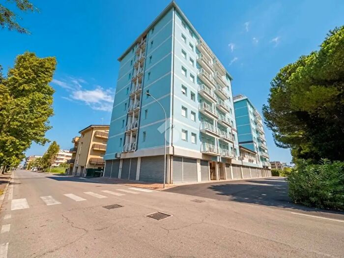 Appartamento trilocale in vendita in Via Marco Polo, San Salvo