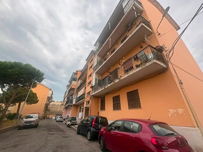 Appartamento trilocale in vendita in Via Anassagora B, Messina
