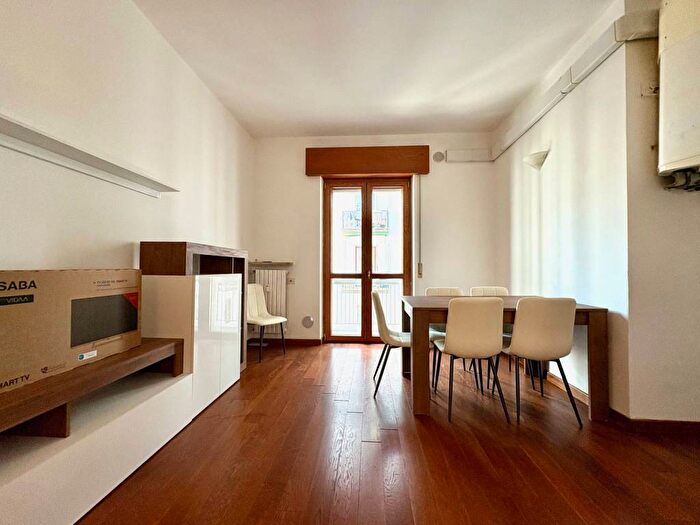 Appartamento trilocale in affitto in Viale Cristoforo Colombo, San Zeno, Verona