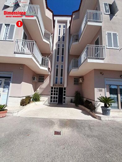 Appartamento quadrilocale in affitto in Via Napoli, San Felice A Cancello