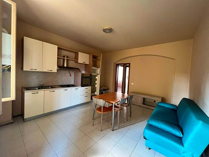 Appartamento bilocale in affitto in Via Castelleone, Sant'Ambrogio, Cremona