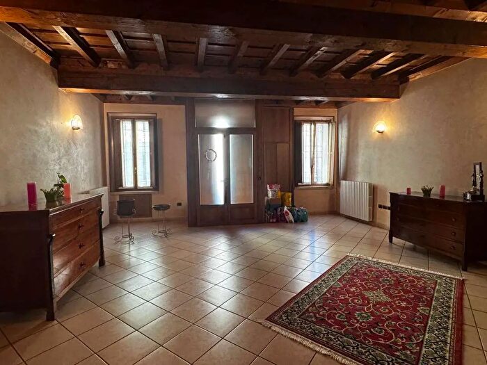 Appartamento in vendita in Mantova