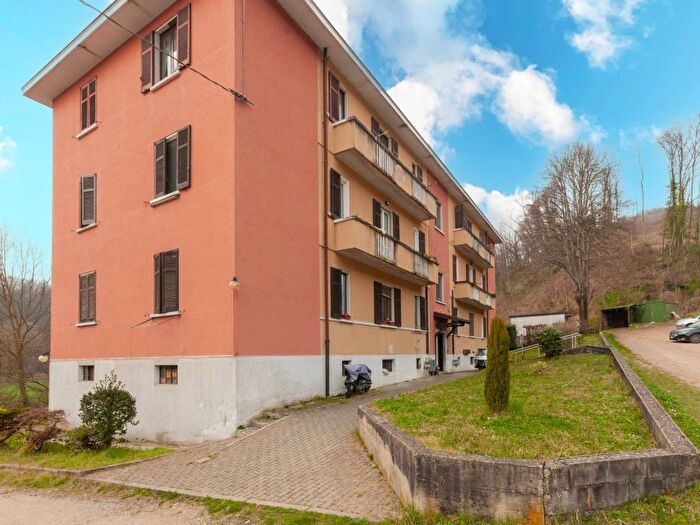 Appartamento bilocale in affitto in Via Giuseppe Giusti, Lonate Ceppino