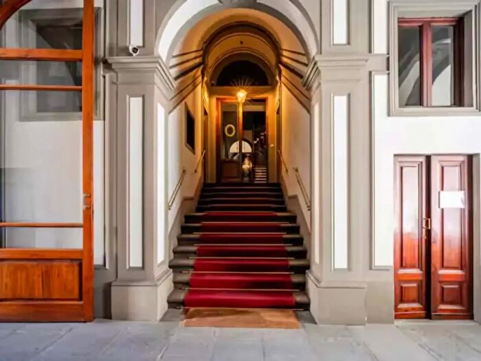 Appartamento monolocale in affitto in Viale Giovanni Milton, Firenze