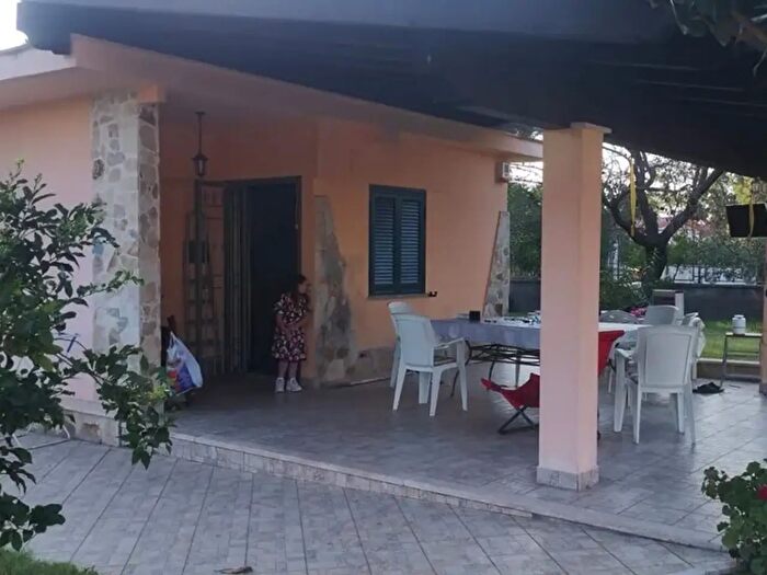 Casa trilocale in vendita in Strada Provinciale Badino Km, Terracina