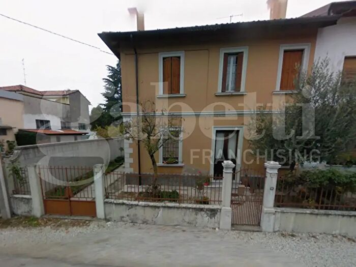 Casa monolocale in vendita in Udine