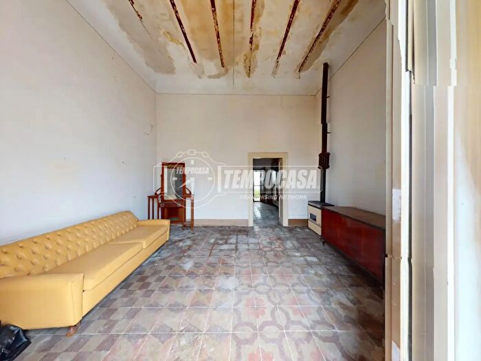 Casa trilocale in vendita in Via Vittorio Emanuele, Maglie