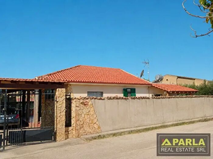 Casa con 5 locali in vendita in Contrada Sottano, Santa Croce Camerina