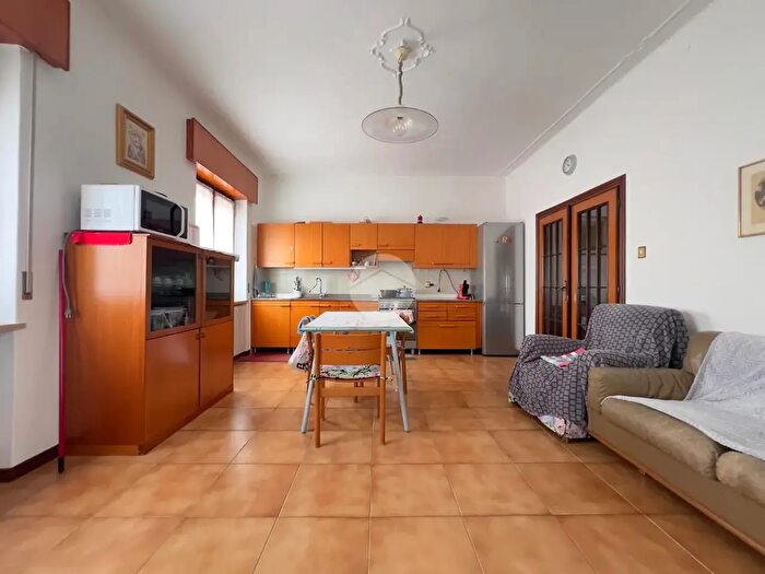 Casa trilocale in vendita in Via Bionde, Verona