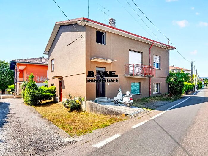 Casa con 5 locali in vendita in Via Scirimida, Fino Mornasco