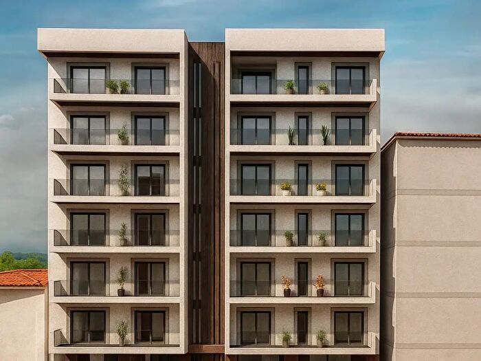 Appartamento con 8 locali in vendita in Via Florio, Reggio Calabria