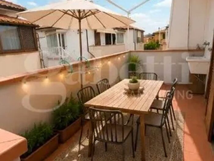 Appartamento quadrilocale in vendita in Via Camerini, Follonica