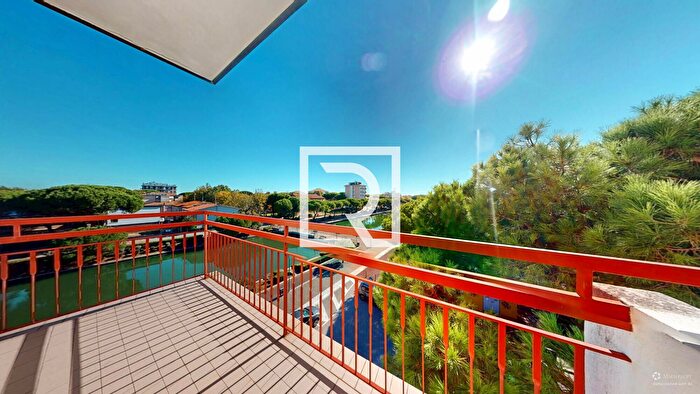 Appartamento quadrilocale in vendita in Via C Abba, Cesenatico