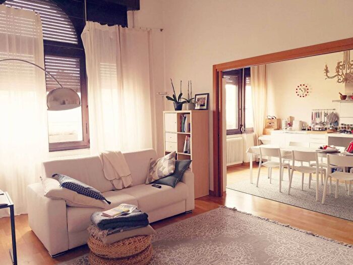 Appartamento trilocale in affitto in Adriatico, Ancona