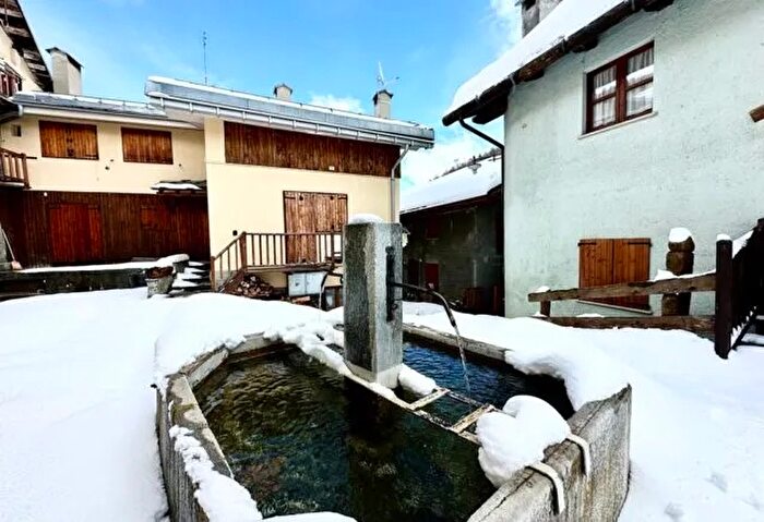 Case in Vendita e in Affitto - 3