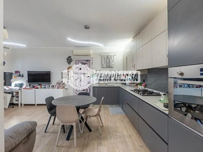 Appartamento trilocale in vendita in Via Felsina, Cerveteri